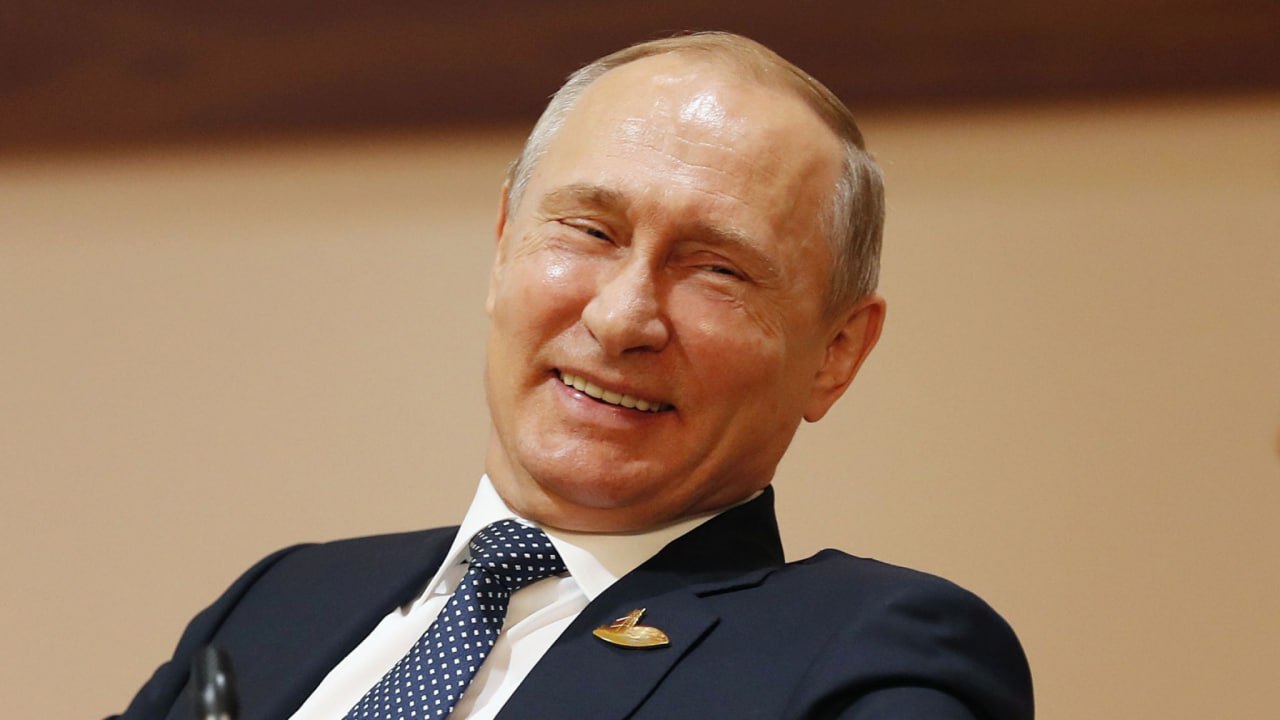 Владимир Путин выступил с обращением, поздравив мусульман с праздником Курб...