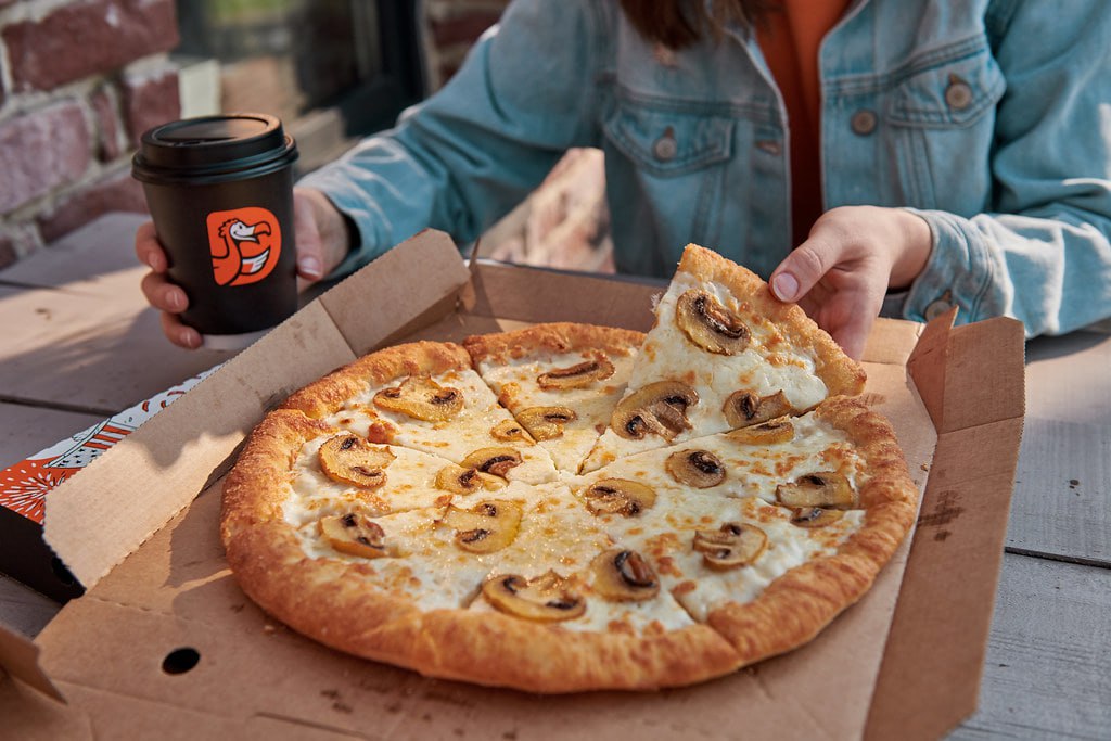 Додо пицца геншин коллаборация когда. Додо пицца тайный покупатель. Мобильное приложение пиццерии. Додо пицца геншин коллаборация когда. Баварская пицца додо.